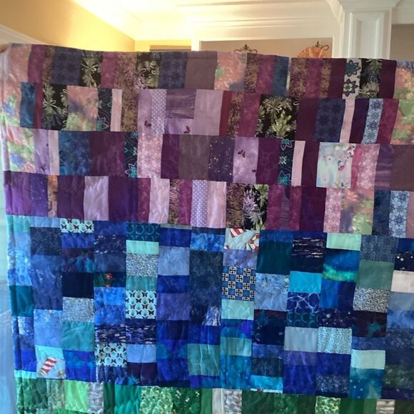 NWT. Beautiful Hand Crafted Rainbow Quilt - Picture 5 of 10